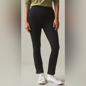 American Giant Women's Ponte Kick Flare Pant Pull on ankle pants, size 8